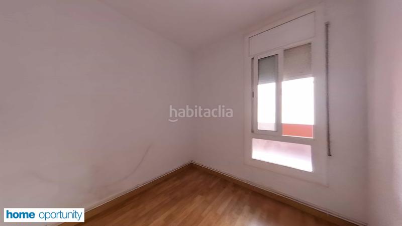 Foto 43f6b7aa-d3fe-4cce-8e52-cd156bb7e16e. Piso  junto eix macia en Concòrdia Sabadell