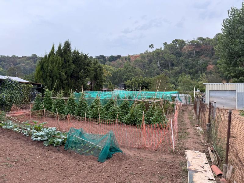 Foto bd7258f0-d32c-4f71-bbc6-6f4fd180e2a1. Finca rústica en n/a huerto junto rio ripoll en Can Deu Sabadell