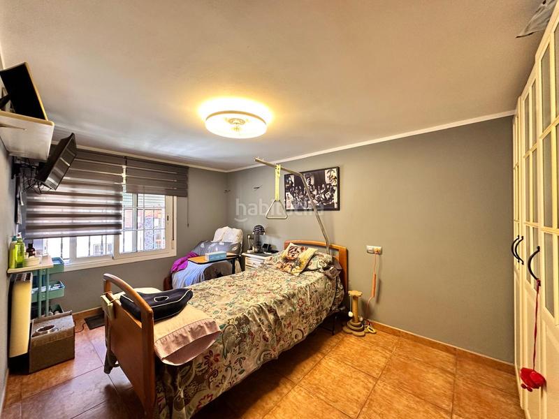 Foto 292def95-3327-4035-b5eb-eb2231702902. Casa adossada amb xemeneia calefacció aparcament a Sabadell