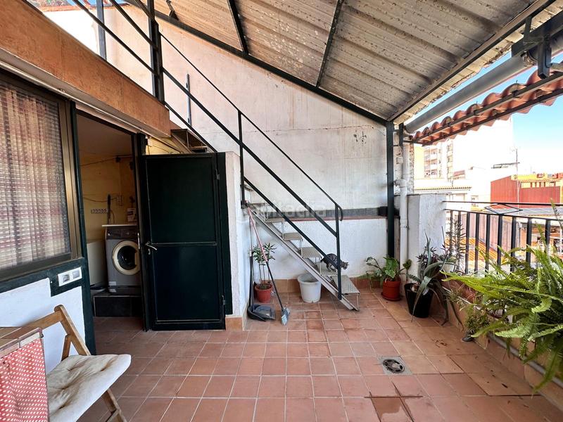 Foto 435b4df0-8bcd-49a5-9839-384282ed76fb. Casa adossada amb xemeneia calefacció aparcament a Sabadell