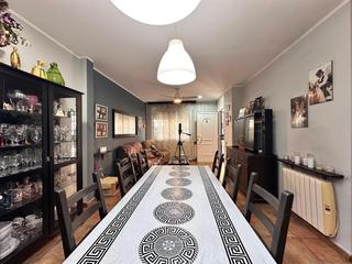 Reihenhaus  Carrer del priorat. Casa ideal para dos familias