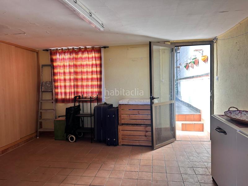 Foto b4b59959-9579-49d5-8820-cf4fe8d69f5b. Casa adossada amb xemeneia calefacció aparcament a Sabadell