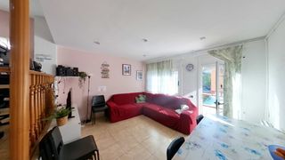 Maison jumelée  Carrer de corones. ¡descubre tu nuevo hogar en ronda colsallarca, junto campo de fu