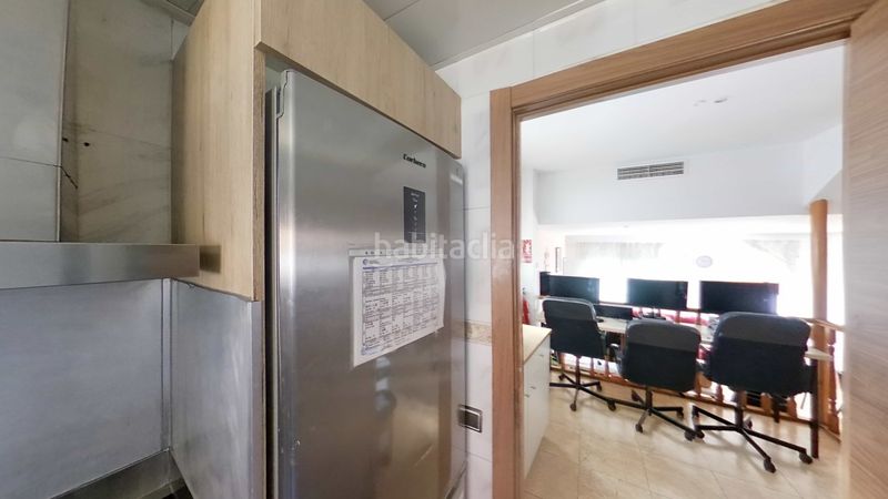 Foto 4a31d9d2-3f15-4f75-b685-0d14bd14a79f. Casa adossada amb calefacció aparcament a Torrent del Capellà Sabadell