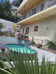 Xalet  Carrer cova del drac. Casa en castellar