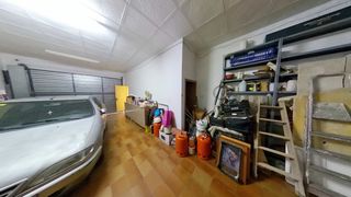 Casa adossada  Carrer de la llanera. Casa para dos familias