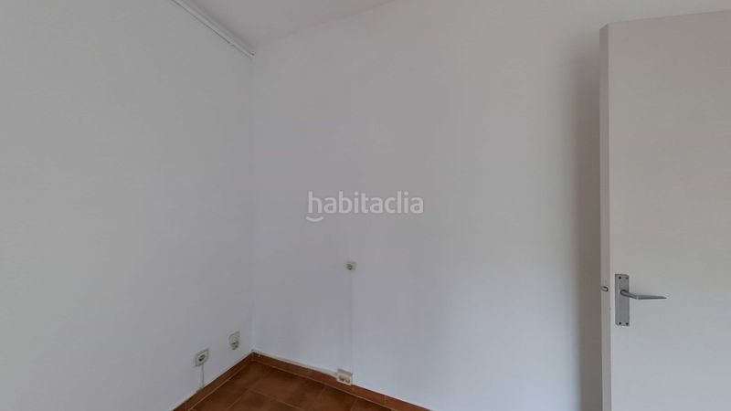 Foto 362c70c0-cb37-4580-b4e7-caf3771a18ac. Casa adossada amb xemeneia calefacció aparcament a Sabadell