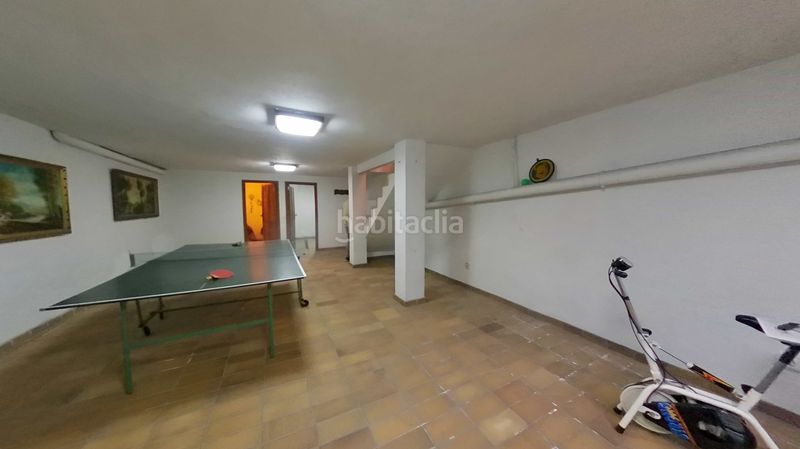 Foto 384429d5-5ae1-4d47-946c-1c1fd82e70af. Casa adossada amb xemeneia calefacció aparcament a Sabadell