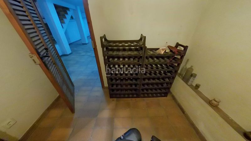 Foto 994a0e63-73d0-44a9-bb7c-7cea3883e5c0. Casa adossada amb xemeneia calefacció aparcament a Sabadell