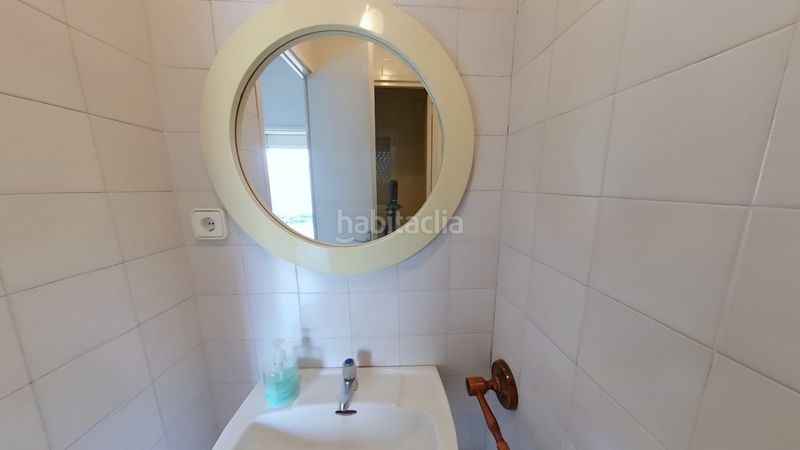 Foto a52b8df4-cbe0-465e-a62f-c2e2d05e43f8. Casa adossada amb xemeneia calefacció aparcament a Sabadell