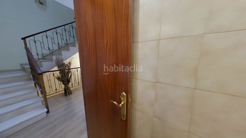 Foto d44ae287-8924-4484-9bea-681a859170ad. Casa adossada amb xemeneia calefacció aparcament a Sabadell