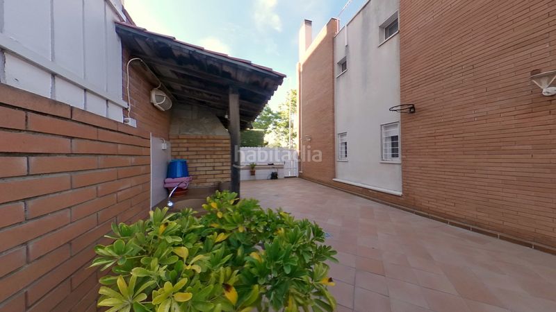 Foto 8580c992-6360-4a2f-a8c0-459b27c79c40. Casa amb xemeneia calefacció aparcament a Can Deu Sabadell