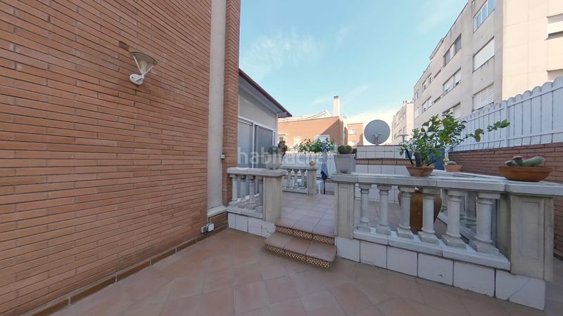Foto d60a0778-aac6-437f-ac82-ec3a31faf8ef. Casa amb xemeneia calefacció aparcament a Can Deu Sabadell
