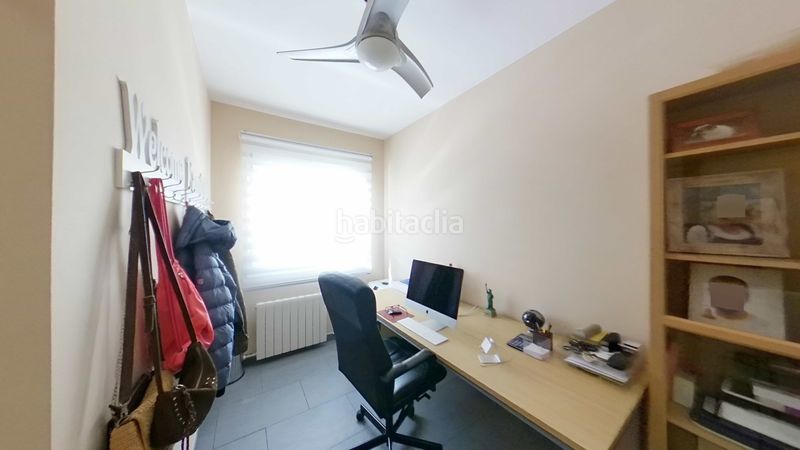 Foto e702943b-a22d-4201-9531-ed8604b433f7. Casa amb xemeneia calefacció aparcament a Can Deu Sabadell