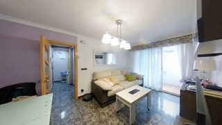 Appartement  Plaça de llívia. Piso junto av matadepera