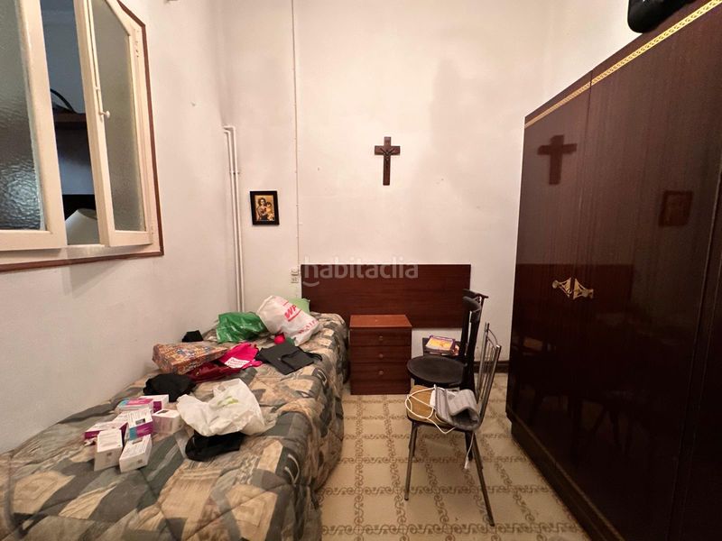 Foto 070d4959-7bbb-4876-baf1-59f8a3197640. Casa adossada amb xemeneia calefacció a Gràcia Sabadell