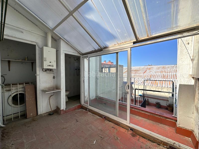 Foto 9efa8949-912a-4213-be5f-56e1fce0c7f6. Casa adossada amb xemeneia calefacció a Gràcia Sabadell