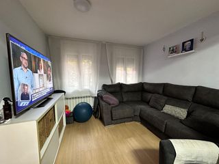 Etagenwohnung  Carrer de muntaner. Primer piso junto pl llibertat
