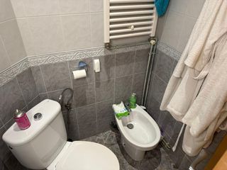Flat  Carrer de joan llongueras. Piso cifuentes con ascensor