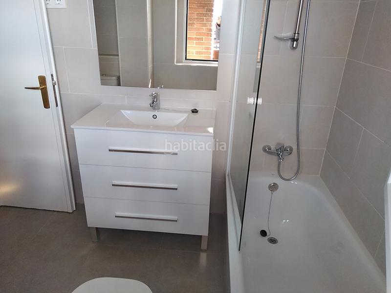 Foto 097c5a10-c88b-4cc2-936d-44f88f09ae62. Miete etagenwohnung mit heizung pool in Hispanoamérica-Bernabéu Madrid