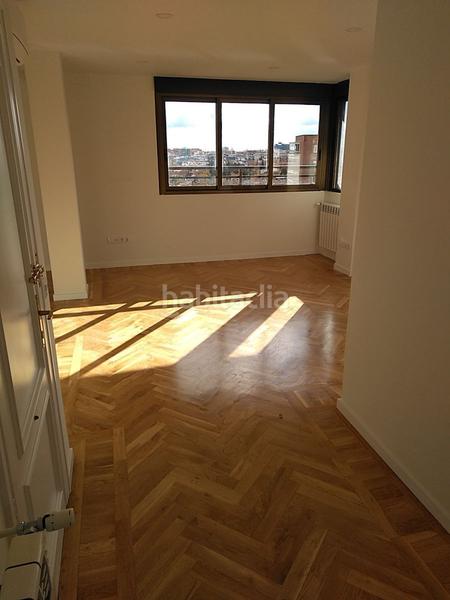 Foto d5b0f04c-bb02-4332-a433-094bb4895ce3. Rent flat with heating pool in Hispanoamérica-Bernabéu Madrid