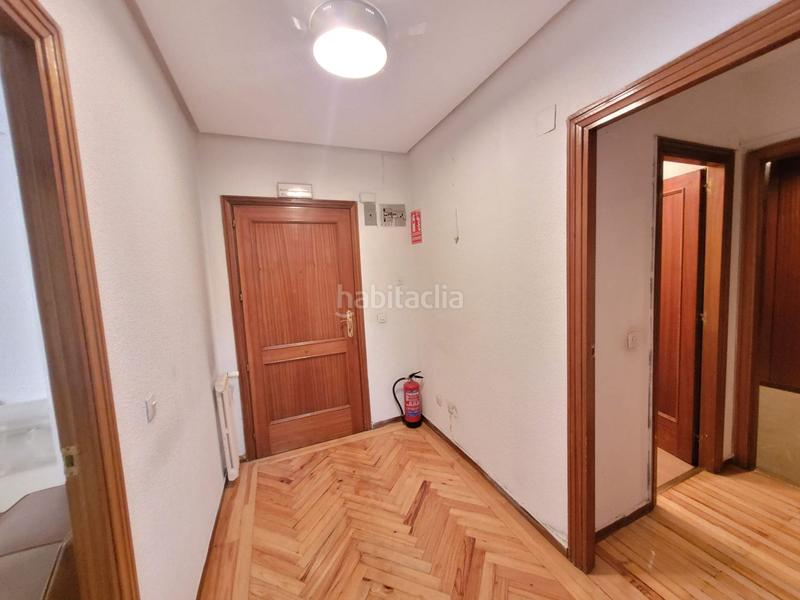 Foto 5057fd04-01ba-431f-9d26-6280adc07595. Miete büro in Castellana Madrid