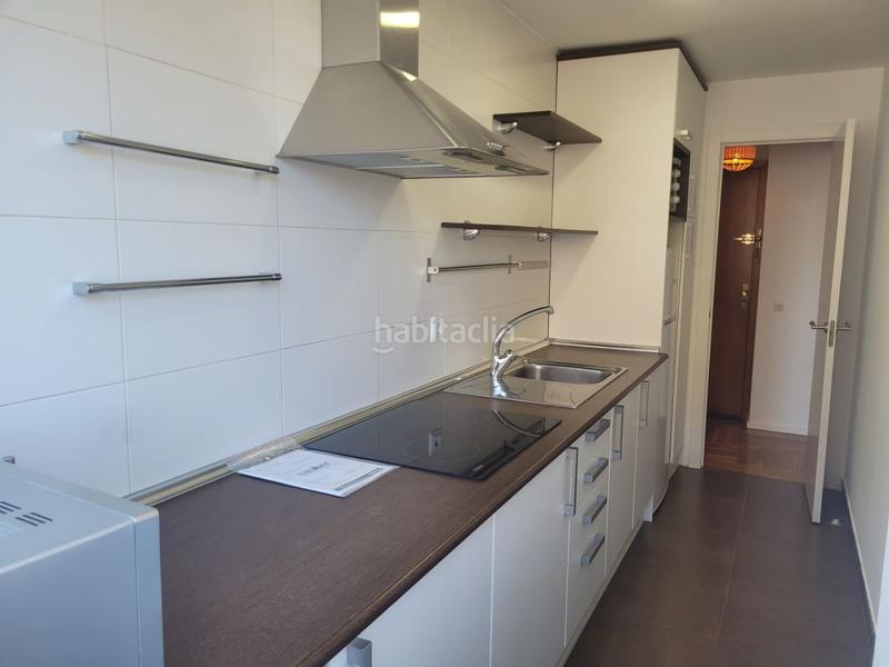 Foto cbbd8ccf-35e3-48d3-bb7f-9a7247bd7148. Affitto appartamento con riscaldamento in Nueva España Madrid