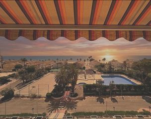 Lloguer Apartament a Playa del Puig. Alquiler anual en primera línea de la playa del puig de santa ma