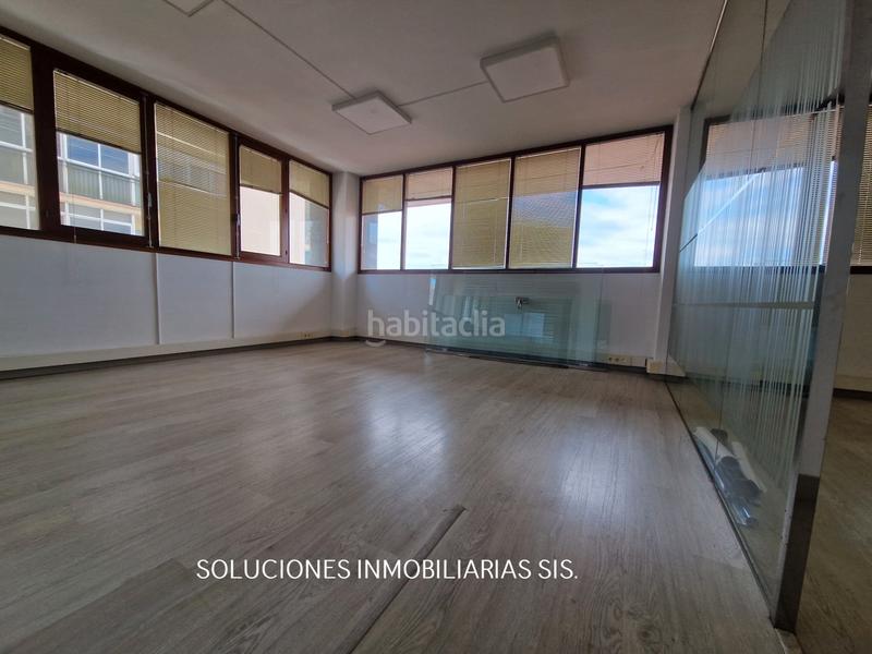 Foto e24afb59-4c53-4811-a05d-3b3fc6907111. Business premise in La Plana Esplugues de Llobregat