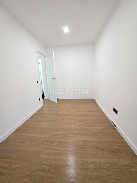 Foto 37d748ce-f859-46a4-a482-e1d72e90ada7. Pis amb calefacció a Congrés - Indians Barcelona
