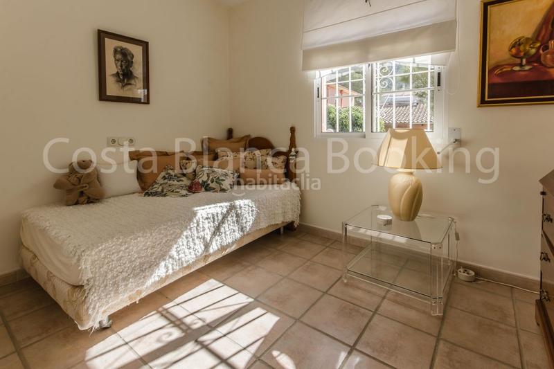 Foto 5fee9e8d-eeca-4bdd-bcf1-3b1df80db708. Chalet con parcheggio piscina in L´Albir Alfàs del Pi (l´)