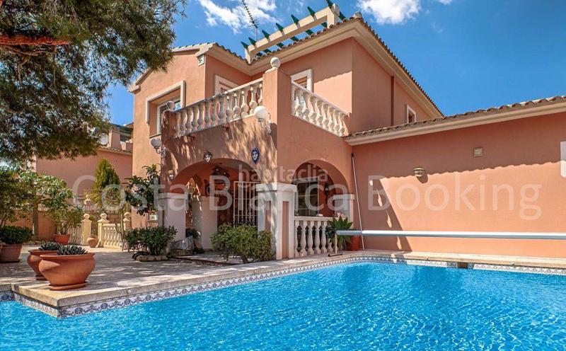 Foto 6f05243d-d7b5-4a44-b681-fd96d1c7fc0a. Chalet con parcheggio piscina in L´Albir Alfàs del Pi (l´)