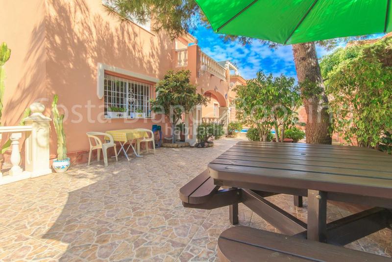 Foto 8009acfb-21a2-4680-8c52-6f4c7bba14cc. Chalet con parcheggio piscina in L´Albir Alfàs del Pi (l´)
