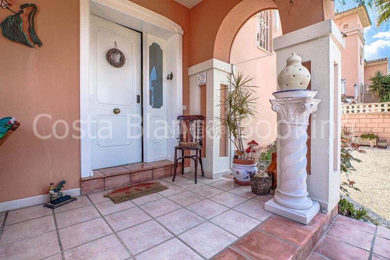 Foto 8514bd32-f4e7-4f04-a998-0e10df2f7bac. Chalet con parcheggio piscina in L´Albir Alfàs del Pi (l´)