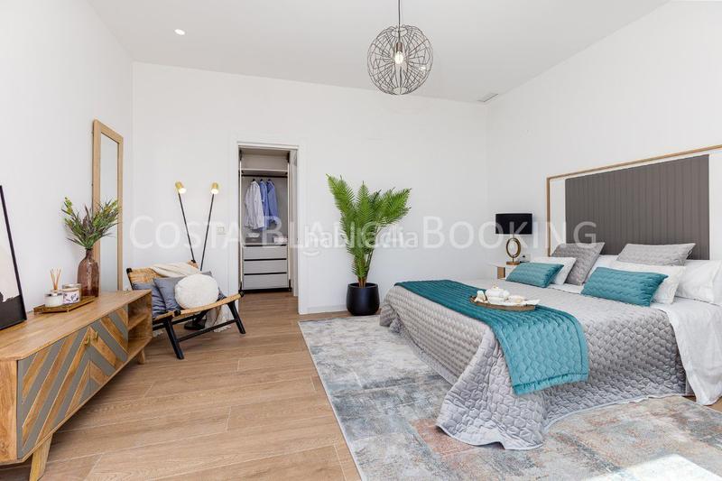 Foto b26e3ec9-ea29-45cf-88e1-ab613b421d31. Xalet amb calefacció aparcament piscina a Finestrat pueblo Finestrat