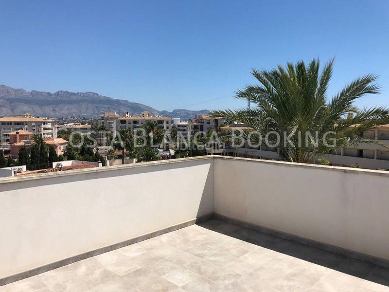 Foto d0a34c16-909c-4d52-a437-f5bed2d7fa80. Xalet amb calefacció aparcament piscina a L´Albir Alfàs del Pi (l´)