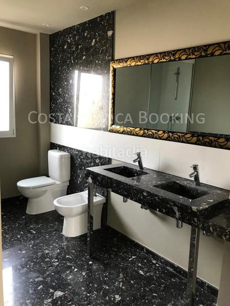 Foto d788fc52-d045-410a-969b-5ed34d73b6e7. Xalet amb calefacció aparcament piscina a L´Albir Alfàs del Pi (l´)