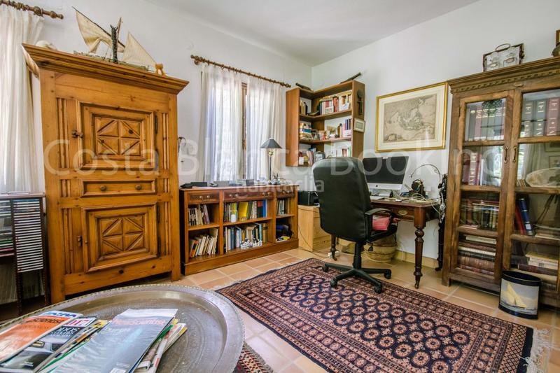 Foto 1bfed191-fd3e-4e5f-9567-2ef01c0c32cc. Chalet avec chauffage parking piscine dans Altea la vella Altea