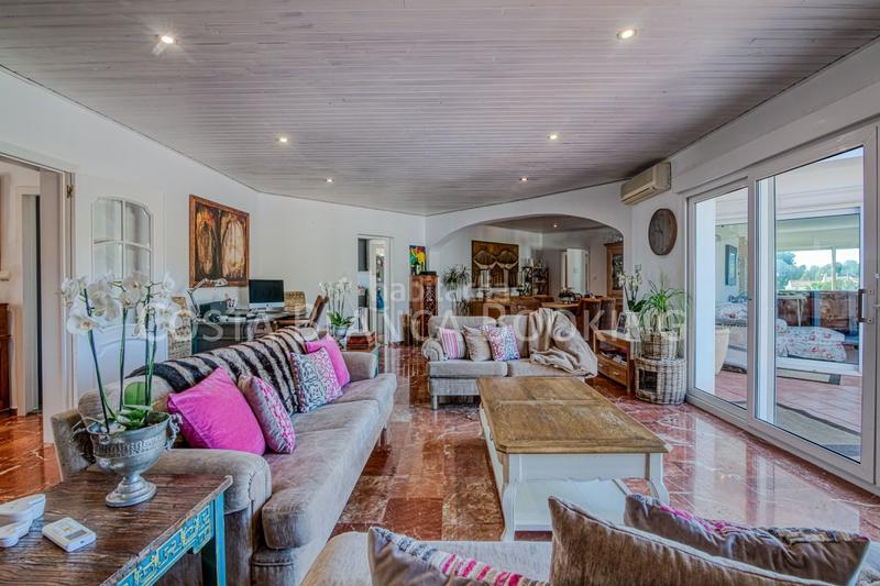 Foto 9bbd0060-921b-43e4-83d2-37a0fbbe0d68. Chalet  en venta en Barranco Hondo, 3 dormitorios. en Nucia (la)