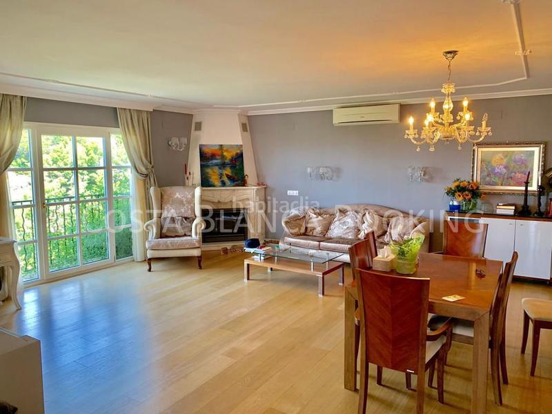 Foto df57ed54-ff04-4780-ad80-6ab4f75b5a1c. Chalet  en venta , 3 dormitorios. en Altea la vella Altea