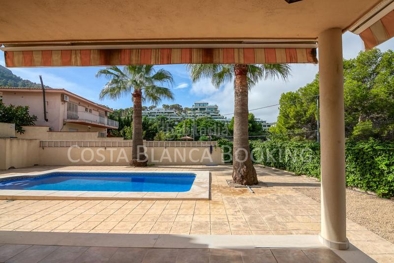 Foto eaa4557f-f742-47e2-bb08-1ebe43f6852f. Chalet con parcheggio in L´Albir Alfàs del Pi (l´)
