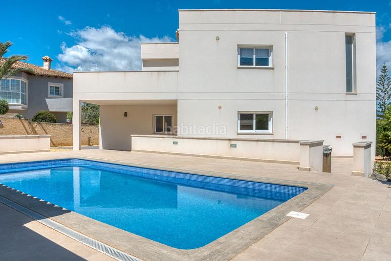 Foto 6be02187-f6f7-455e-a351-de237aeeac42. Xalet amb calefacció aparcament piscina a L´Albir Alfàs del Pi (l´)