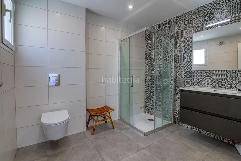 Foto 8f8d796e-aac9-4924-aada-8bd584cf06e9. Xalet amb calefacció aparcament piscina a L´Albir Alfàs del Pi (l´)