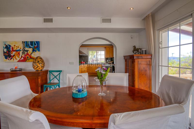 Foto 098d4078-33b0-4208-a580-19b7bbb0cb5f. Chalet  en venta en colonia escandinaviacautivador, 4 dormitorios. en Alfàs del Pi (l´)