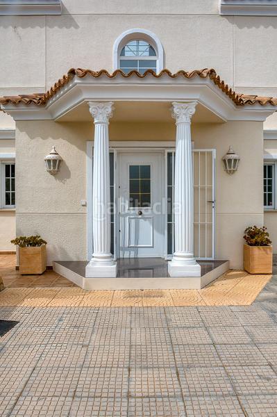 Foto 46580e1f-5f31-45da-b3ce-f95f93c053b2. Chalet  en venta en colonia escandinaviacautivador, 4 dormitorios. en Alfàs del Pi (l´)