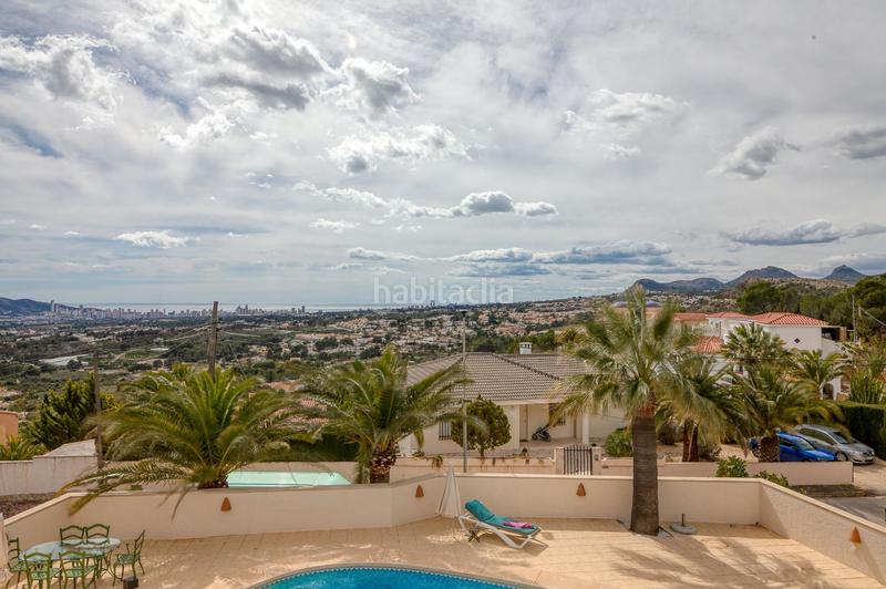 Foto 9caaabc6-0106-49ce-a349-0889da345648. Chalet  en venta en colonia escandinaviacautivador, 4 dormitorios. en Alfàs del Pi (l´)