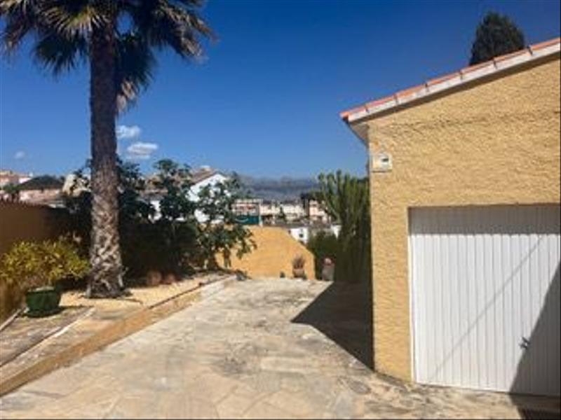 Foto 0b24e201-be51-456d-9ecb-4587ba22a976. Chalet  en venta en Coloma, 4 dormitorios. en Nucia (la)