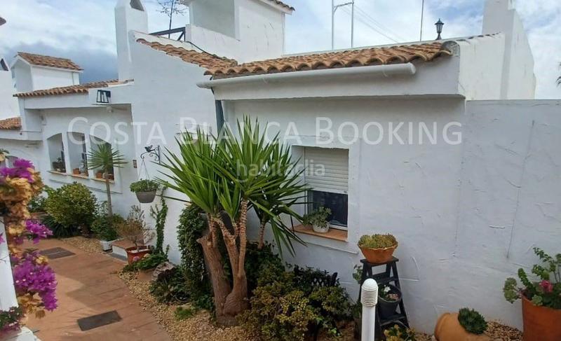Foto 3ee69d0e-b5c5-444e-ba41-ff31d1417f79. Chalet  en venta en nucia la, 3 dormitorios. en Nucia (la)