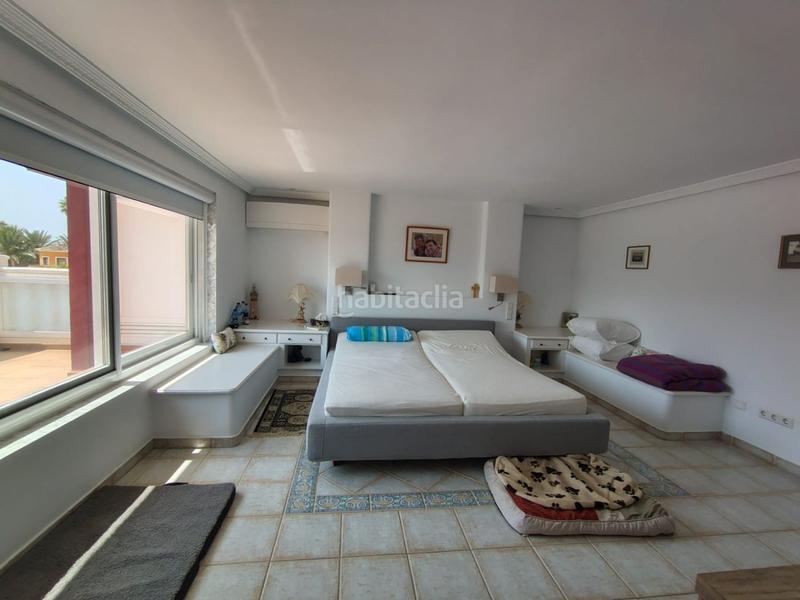 Foto 7fbde121-a5b2-4535-be03-9f8b9af2b38c. Chalet  en venta en urbanizaciones, 9 dormitorios. en Alfàs del Pi (l´)