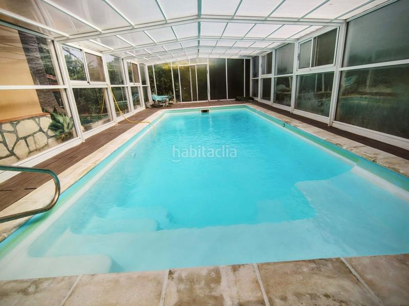 Foto 225365bc-6fd1-4267-a10d-6a1bb3a50add. Chalet con parcheggio piscina in L´Albir Alfàs del Pi (l´)